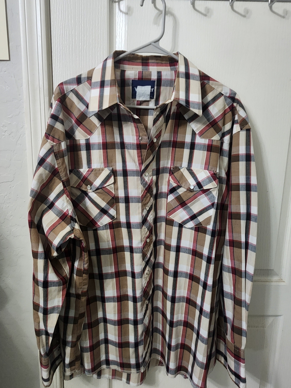 Wrangler Men's Plaid Button-Down Shirt in Brown, White & Red